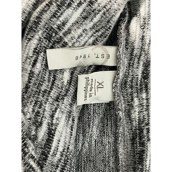 Est.‎ 1946 ASYMMETRICAL BUTTON COLLAR TUNIC KNIT TOP GRAY HEATHER - Picture 8 of 8